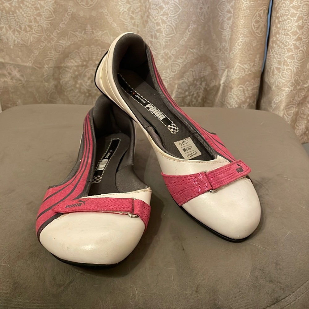 Women’s Puma driver flats